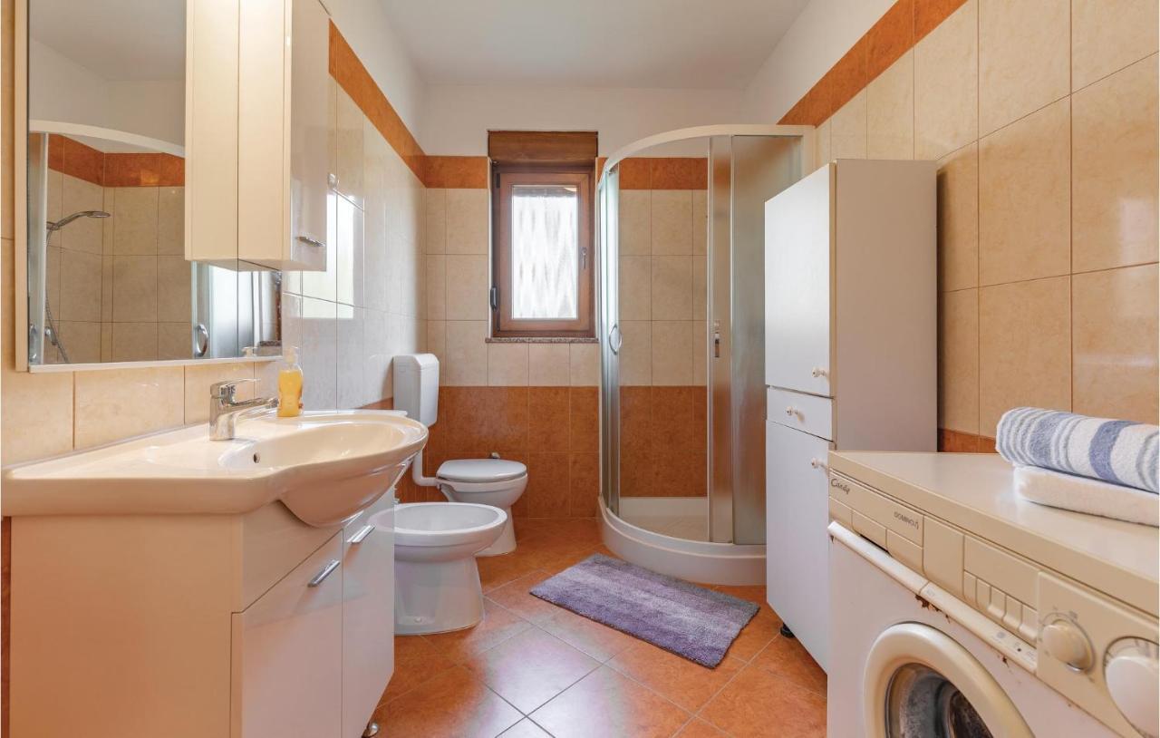 Awesome Apartment In Pula With Wifi מראה חיצוני תמונה
