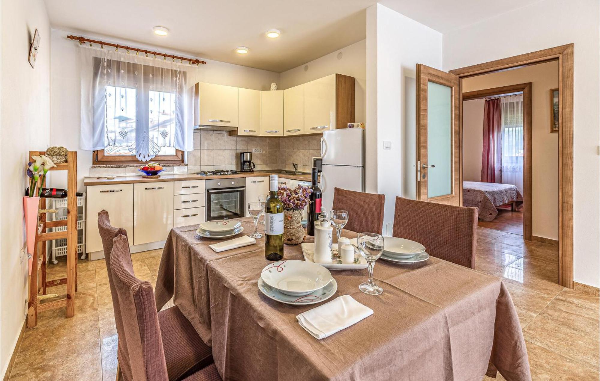 Awesome Apartment In Pula With Wifi מראה חיצוני תמונה